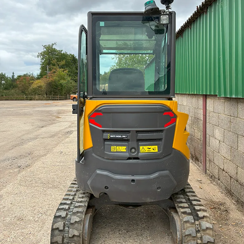 3T Excavator Volvo ECR25D 2022